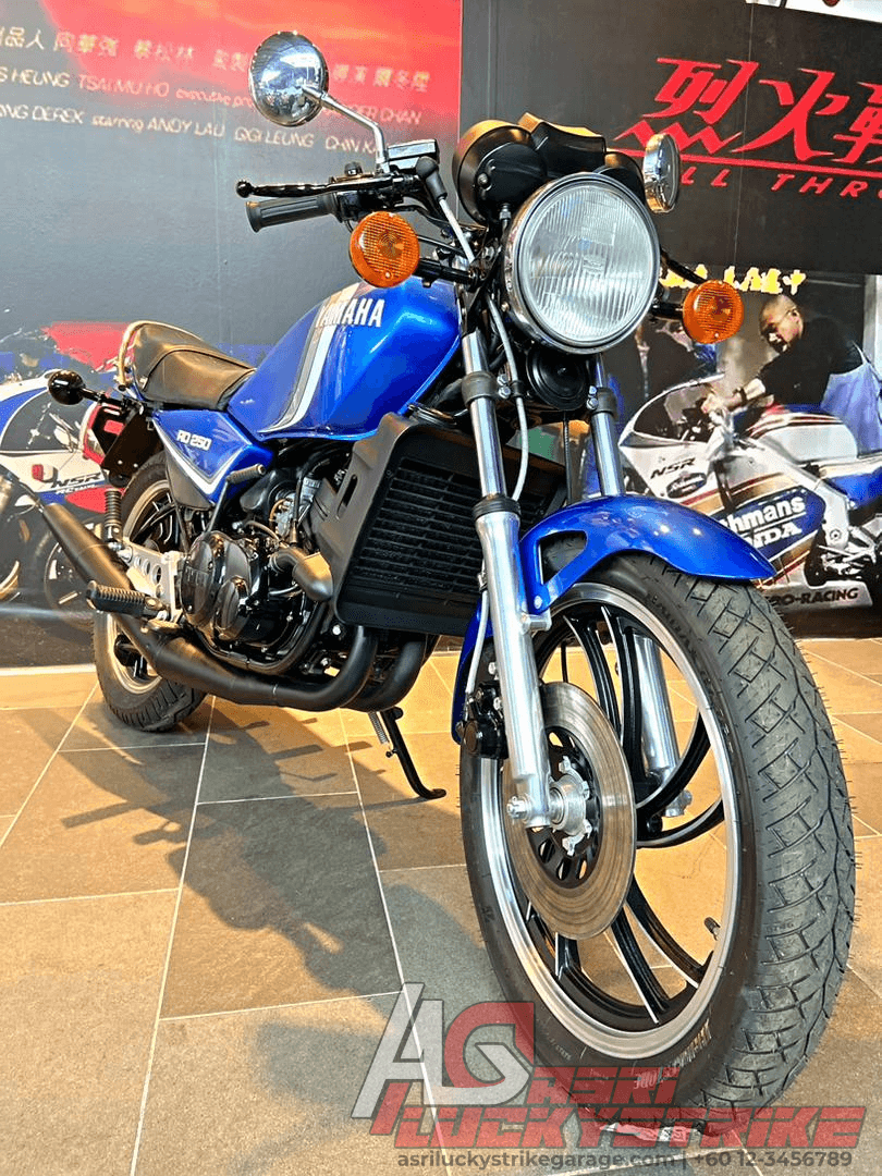 Yamaha RD350LC